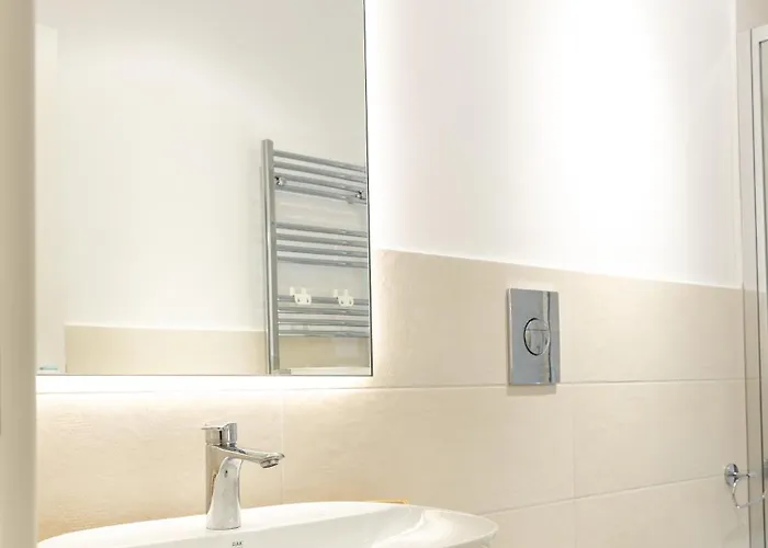 Dimora Perfetto 3* Neapel